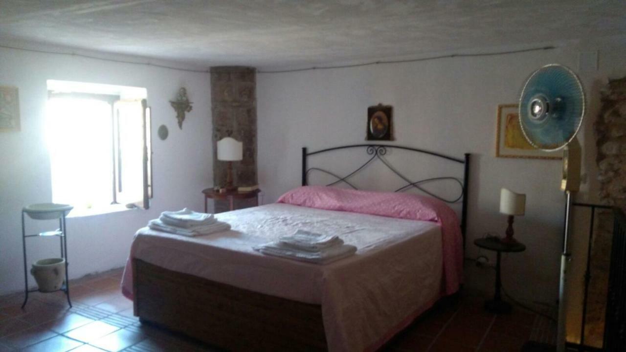 Vivere un sogno...living a dream... Rocca Imperiale Esterno foto